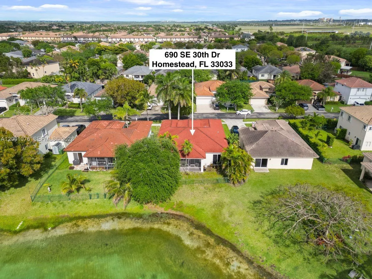 690 SE 30th Dr, Homestead FL 33033