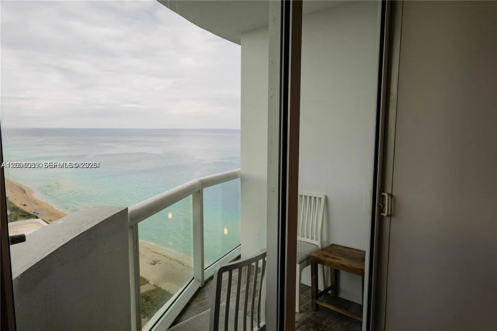 6365 Collins Ave # 2710, Miami Beach FL 33141