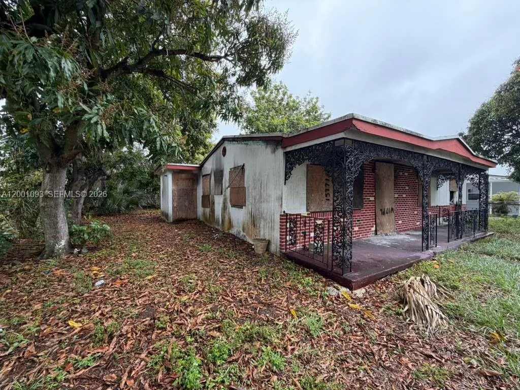 15771 NW 17th Pl, Miami Gardens FL 33054