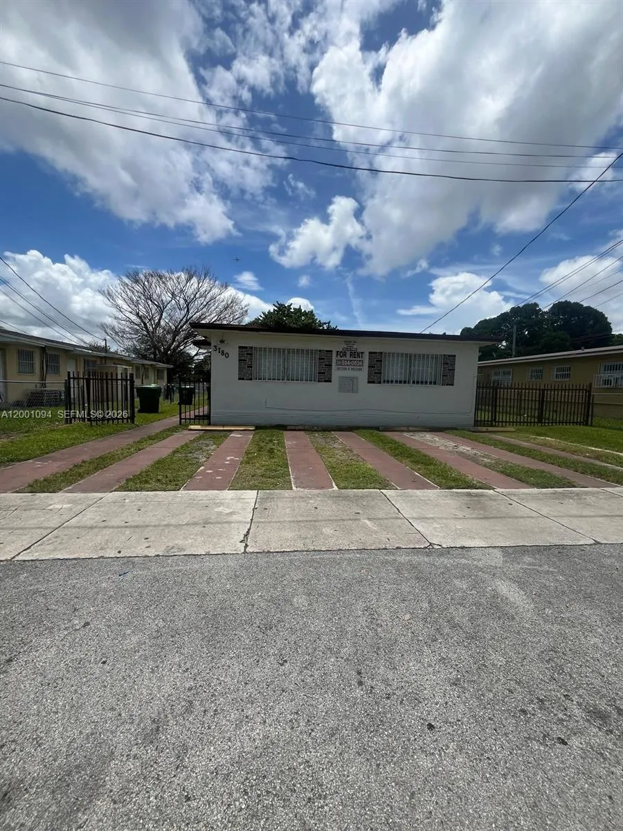 3180 NW 19th Ave, Miami FL 33142