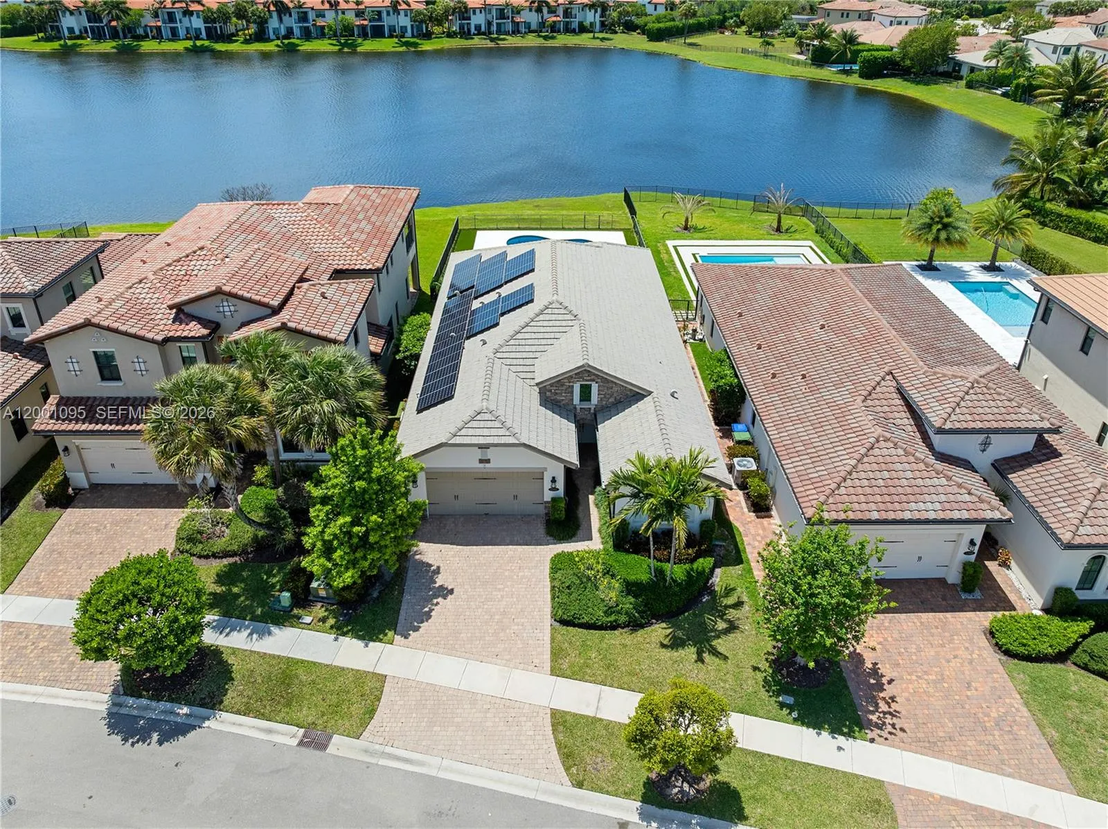 1286 SW 113th Way, Pembroke Pines FL 33025