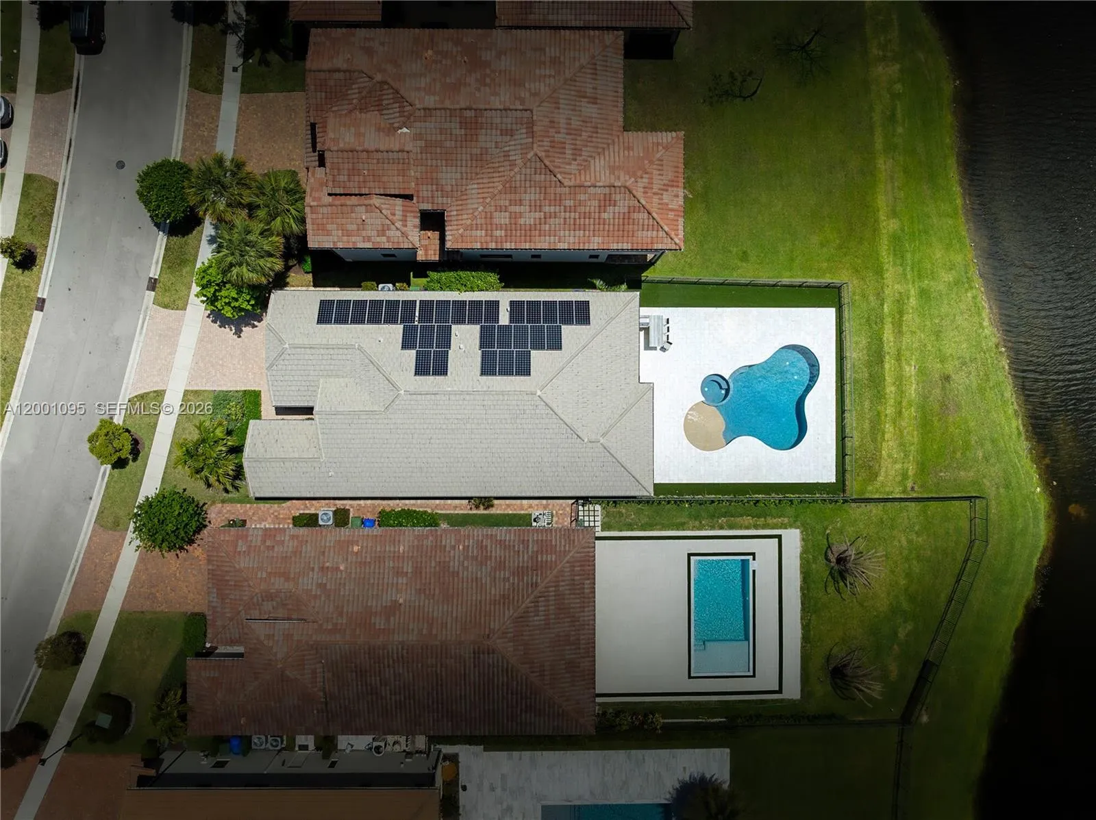 1286 SW 113th Way, Pembroke Pines FL 33025