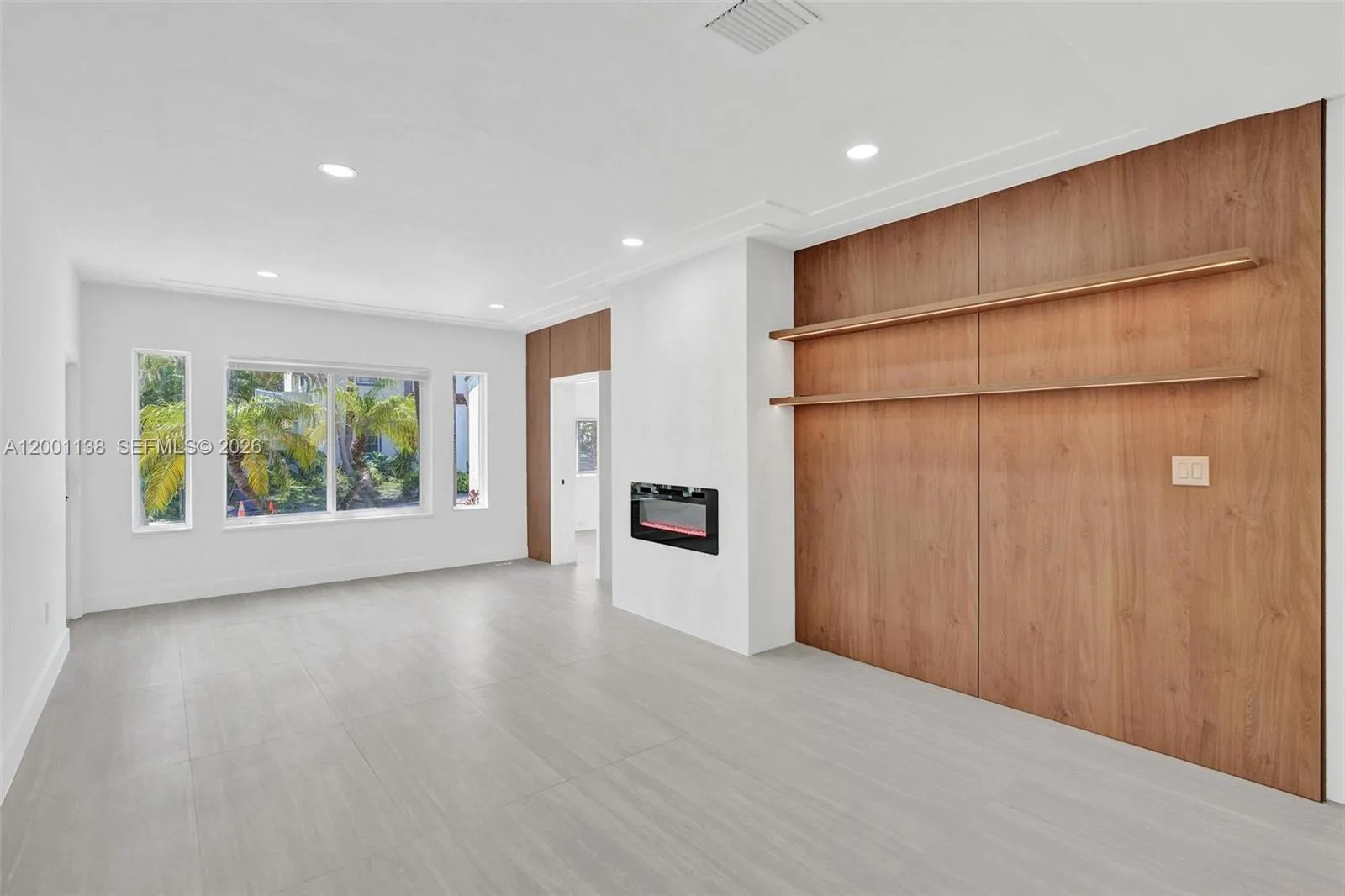 633 NE 70th St, Miami FL 33138