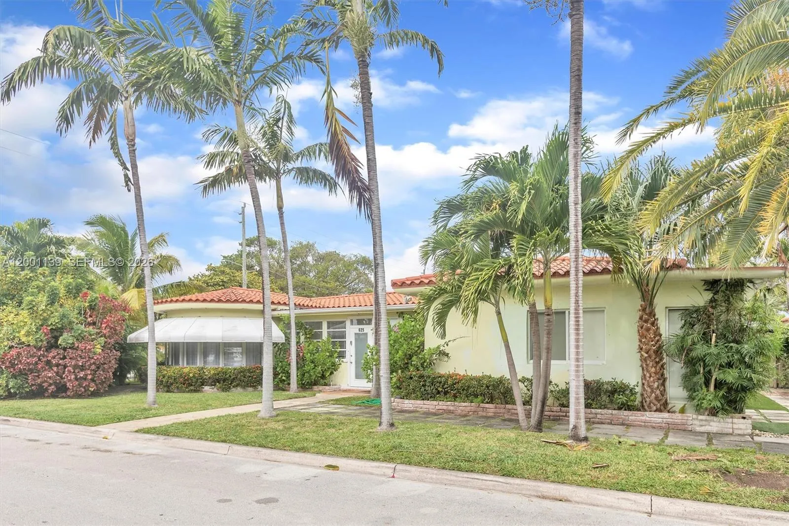 625 93rd St, Surfside FL 33154