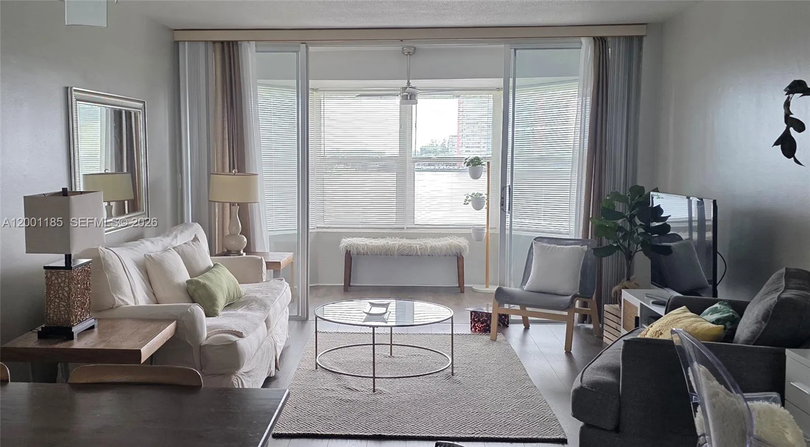 1350 NE 191st St # B306, Miami FL 33179