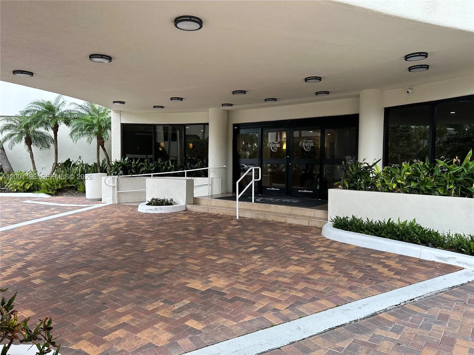 3000 N Ocean Dr # 20F, Singer Island FL 33404