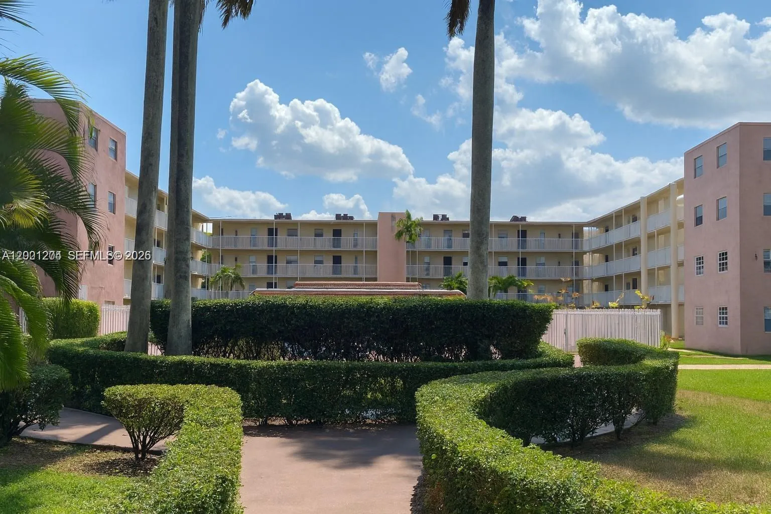 2800 NW 56th Ave # E403, Lauderhill FL 33313