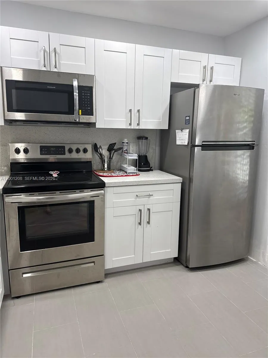1102 Bahama Bnd # D2, Coconut Creek FL 33066