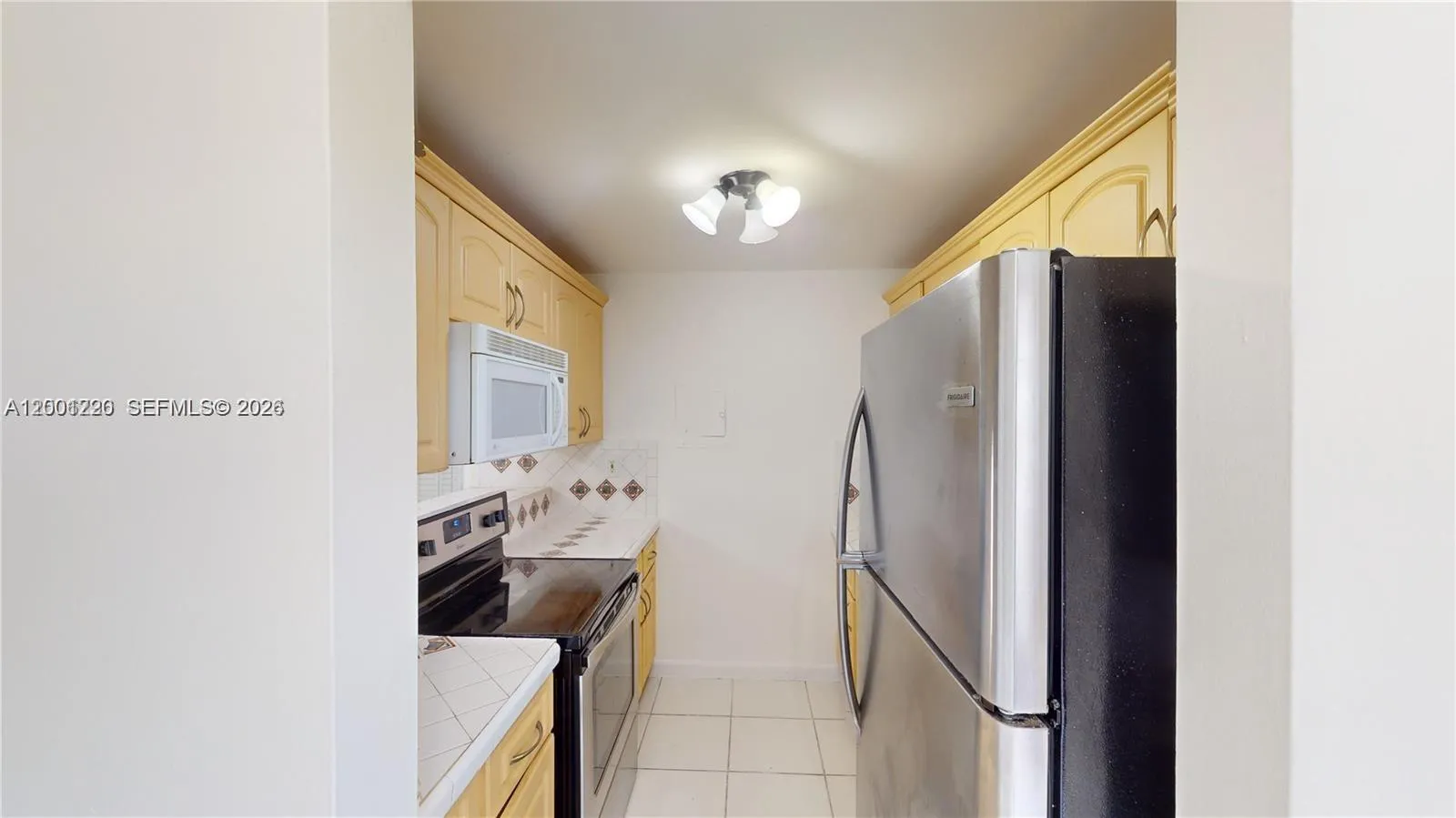 160 SW 30th Ave # 204A, Miami FL 33135