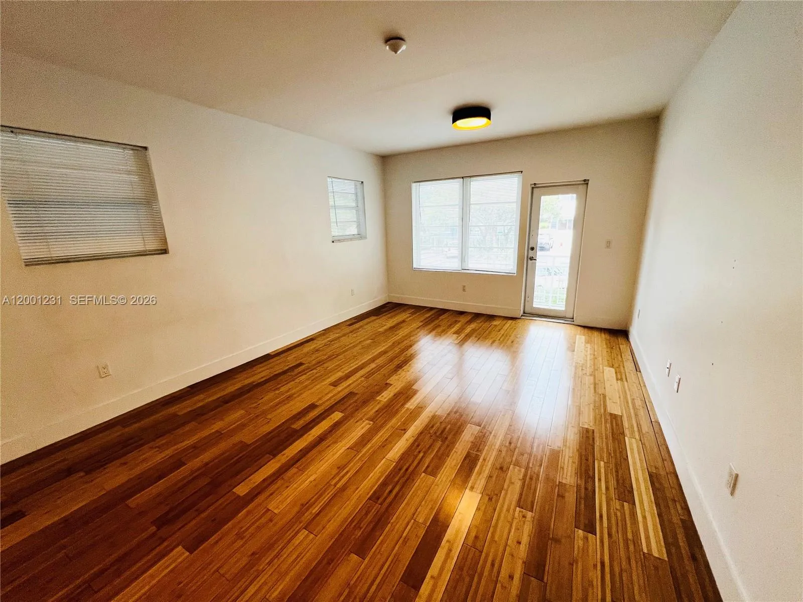 960 Bay Dr # 911, Miami Beach FL 33141