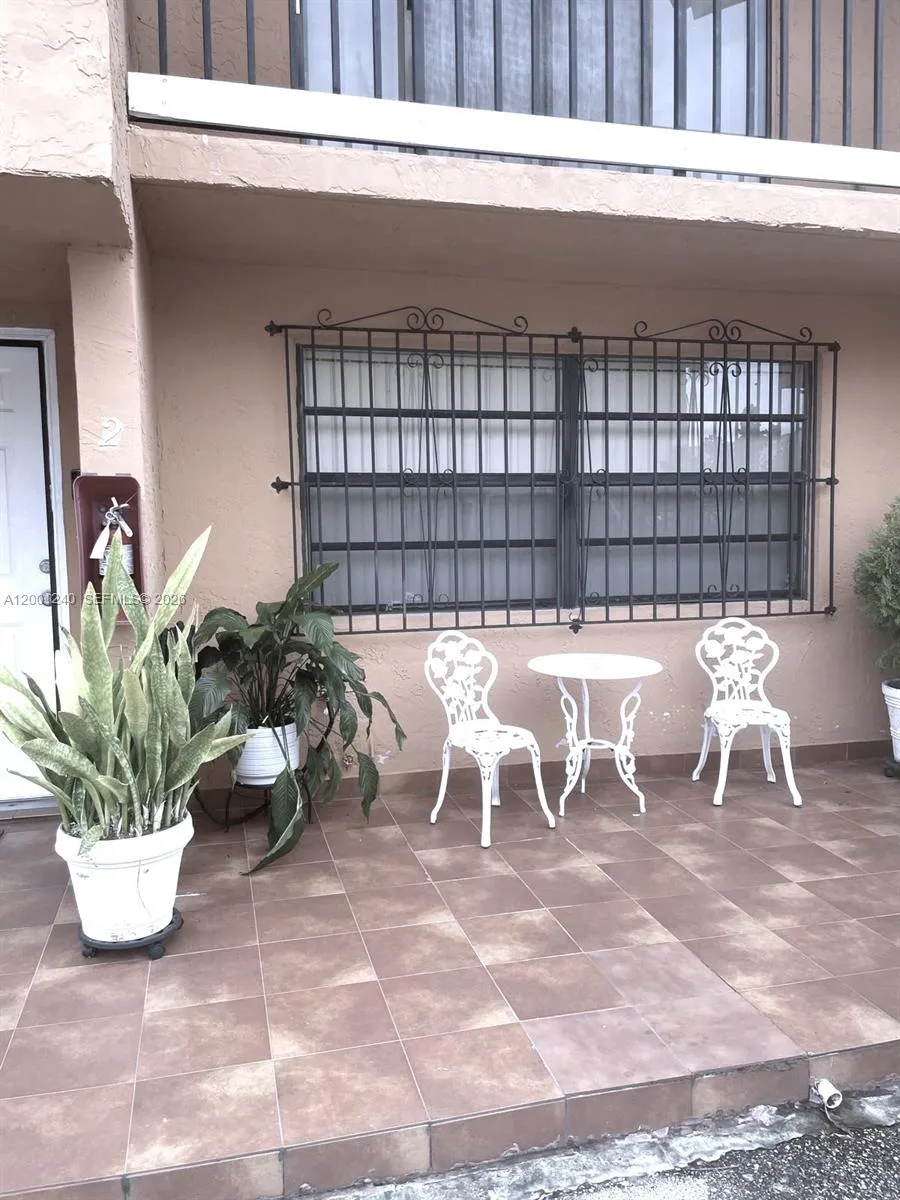 520 NW 109th Ave # 602, Miami FL 33172