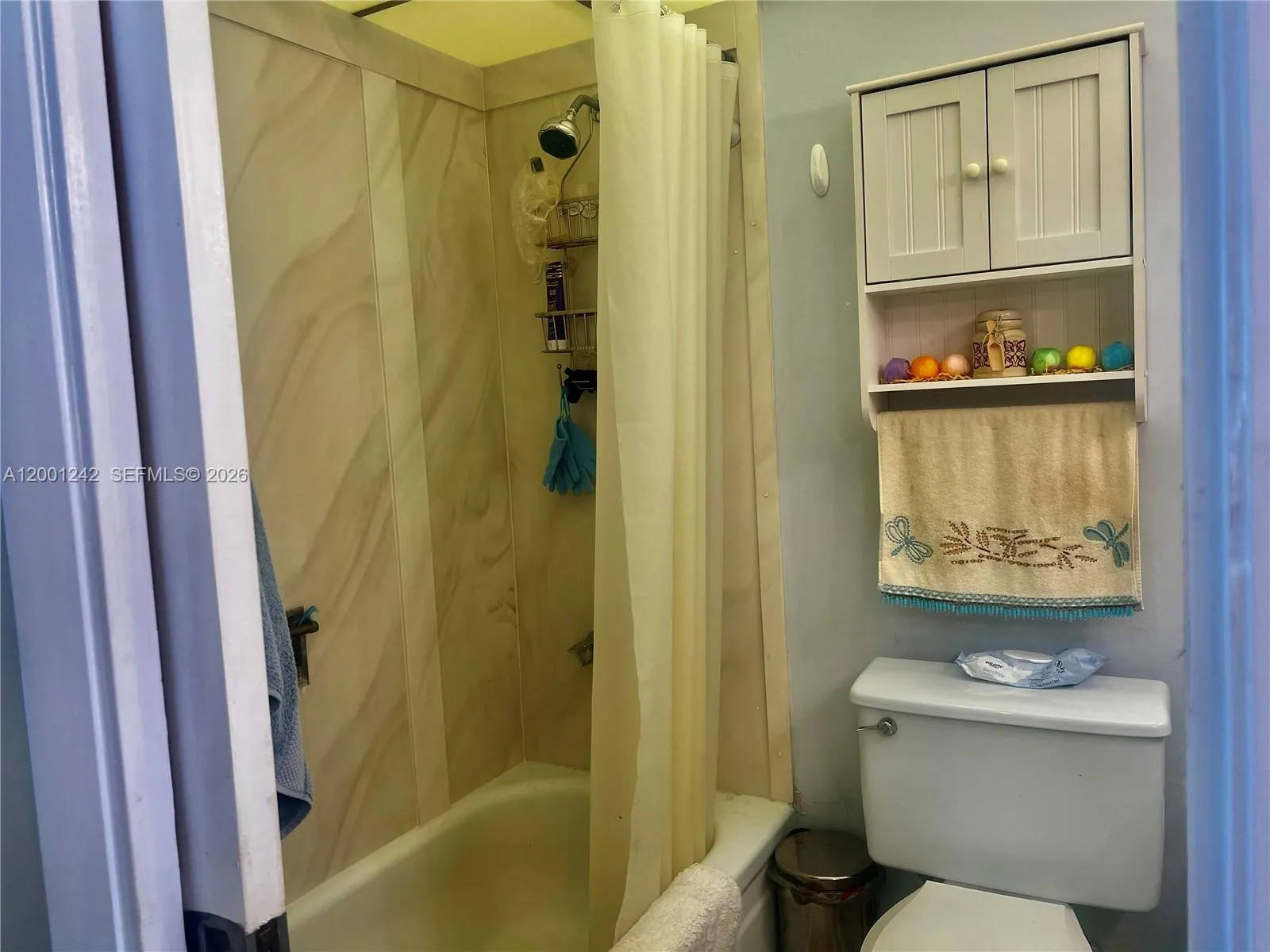 5860 NW 44th St # 804, Lauderhill FL 33319