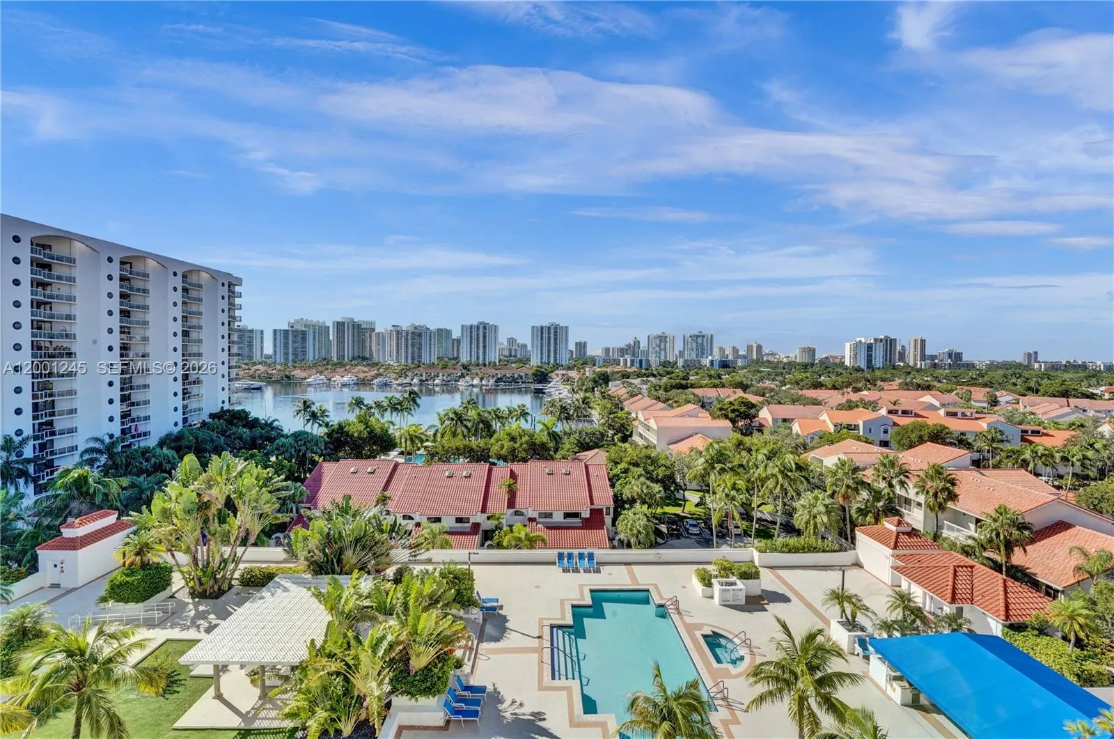 3600 Yacht Club Dr # 904, Aventura FL 33180