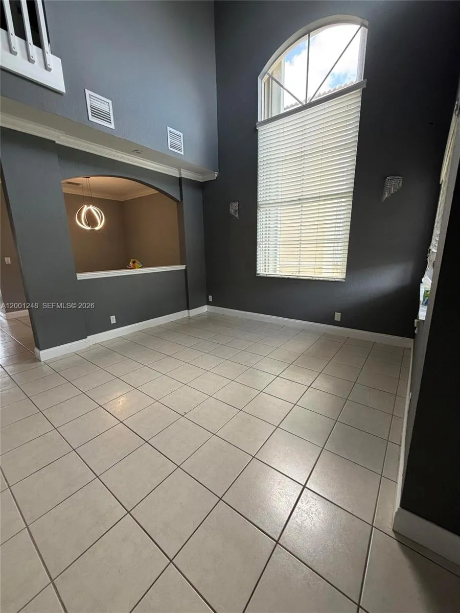 11362 NW 34th Pl, Sunrise FL 33323