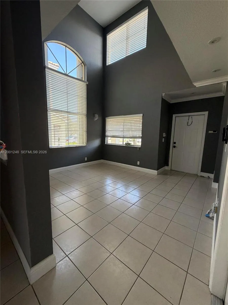 11362 NW 34th Pl, Sunrise FL 33323