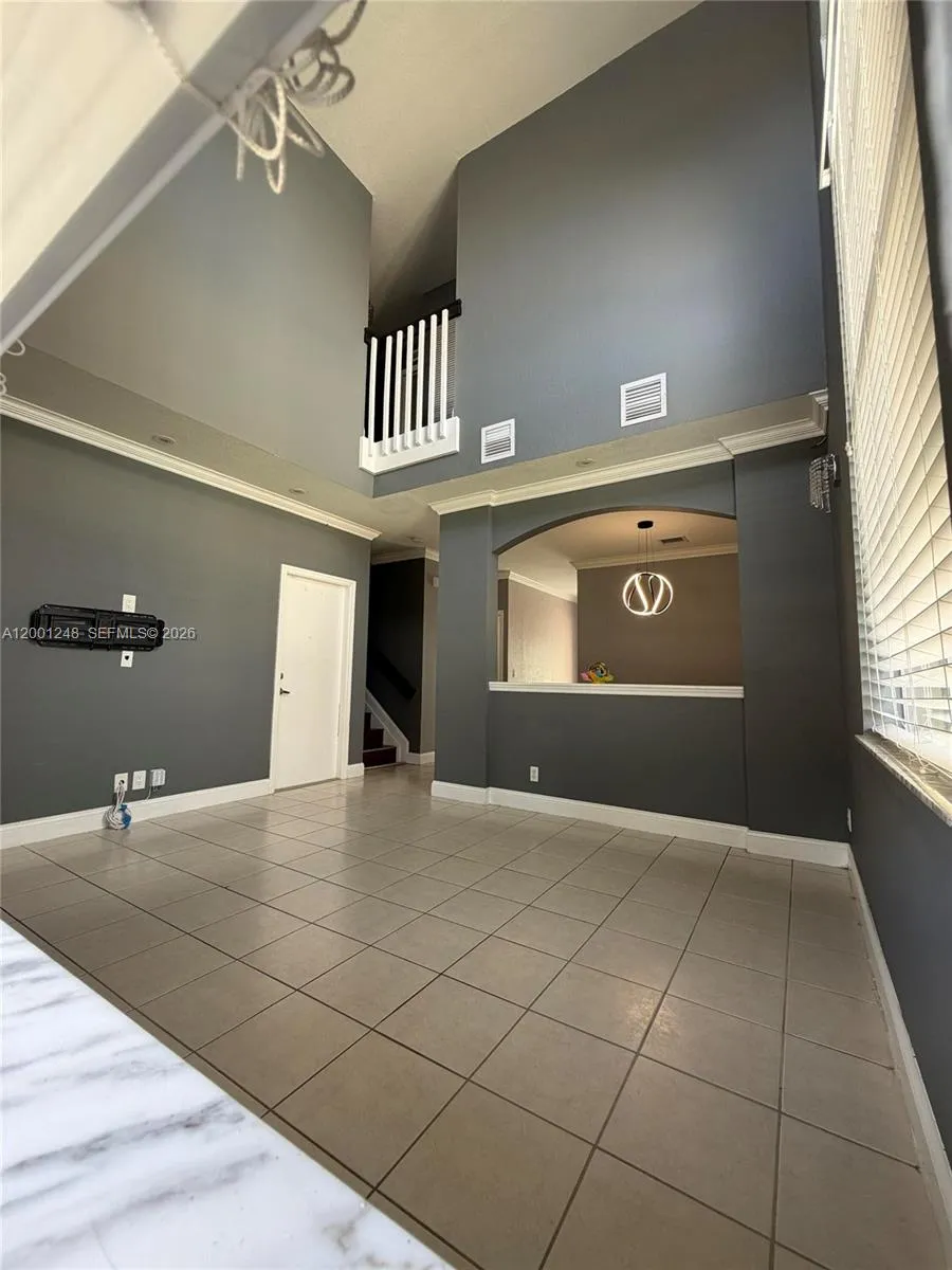 11362 NW 34th Pl, Sunrise FL 33323