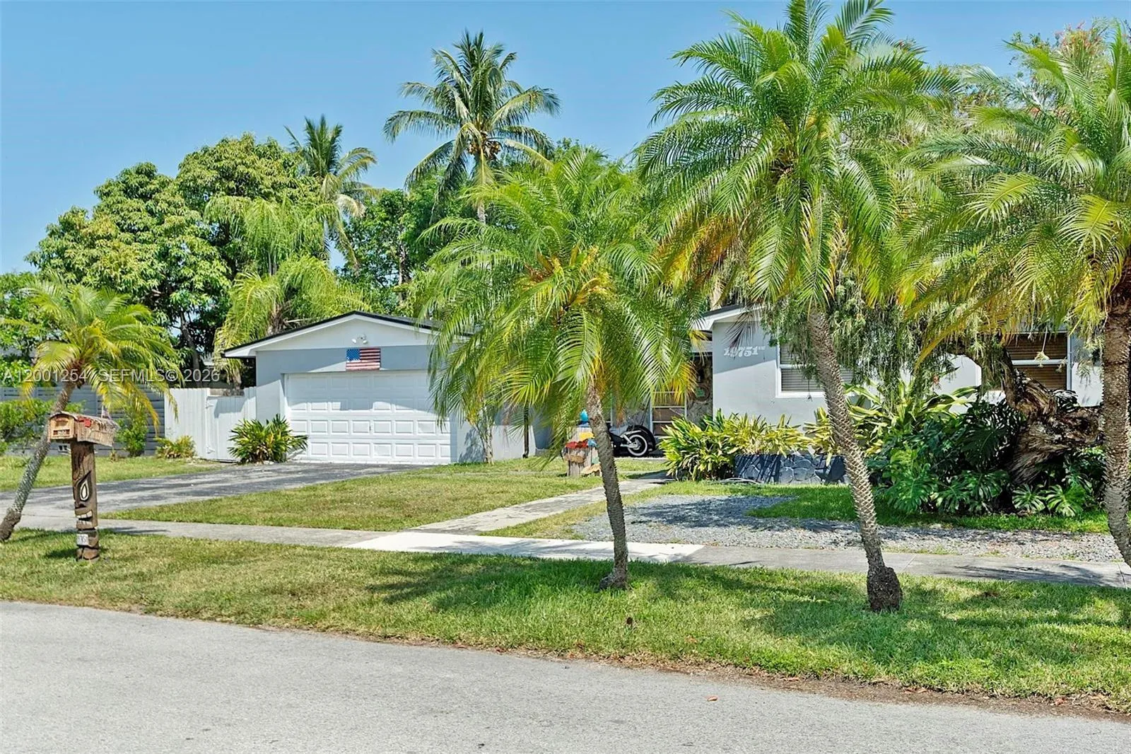 19751 SW 84th Ave, Cutler Bay FL 33189