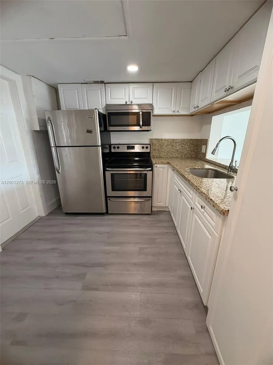 20111 NE 27th Ct # K102, Aventura FL 33180