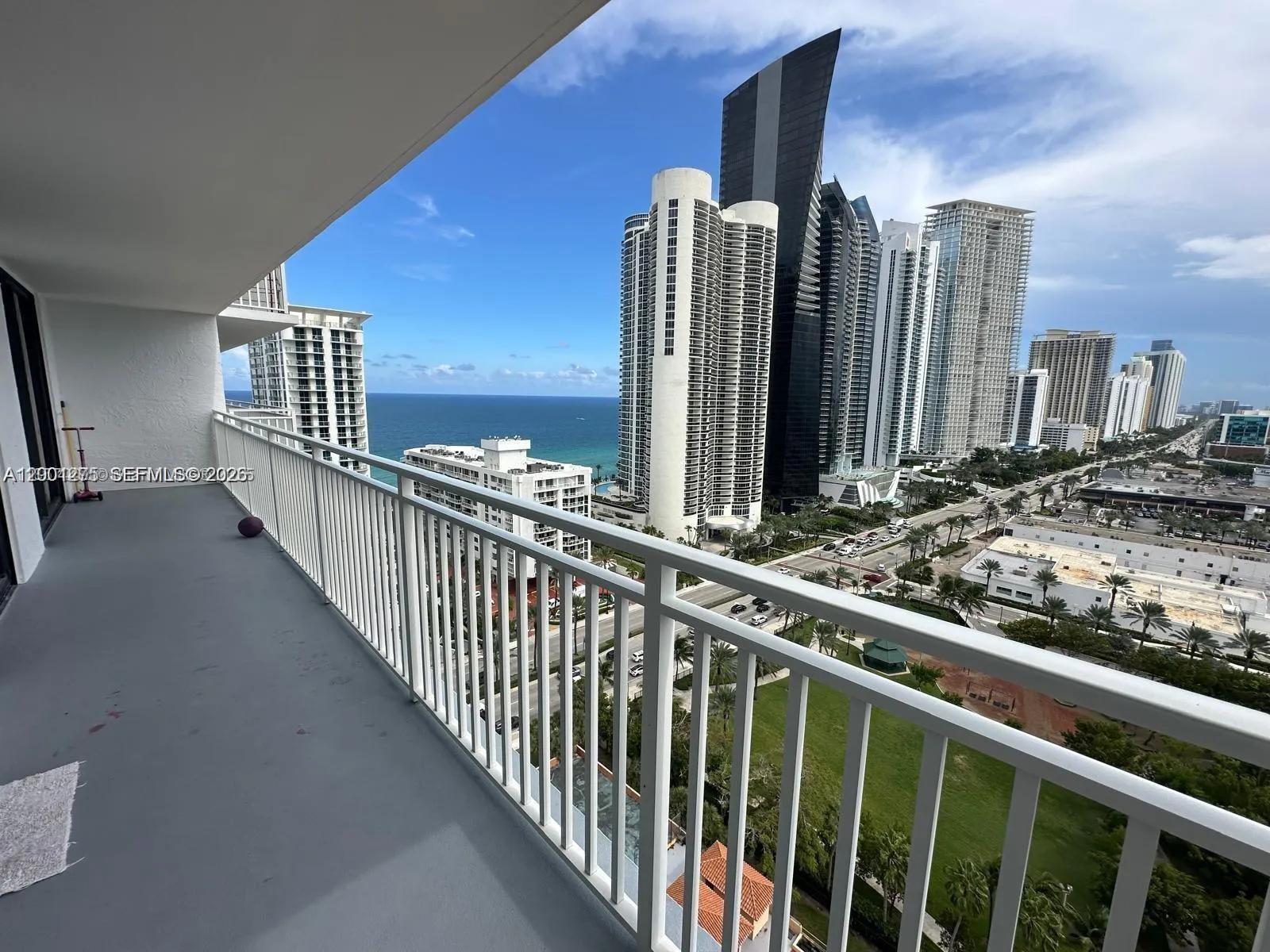 210 174th St # 2202, Sunny Isles Beach FL 33160