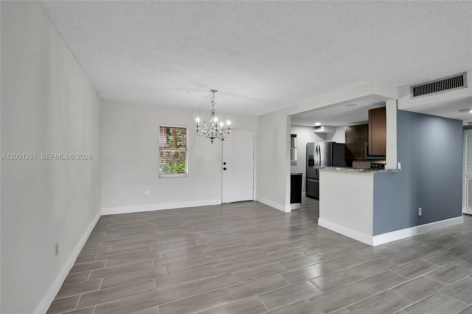 2850 Somerset Dr # 105L, Lauderdale Lakes FL 33311