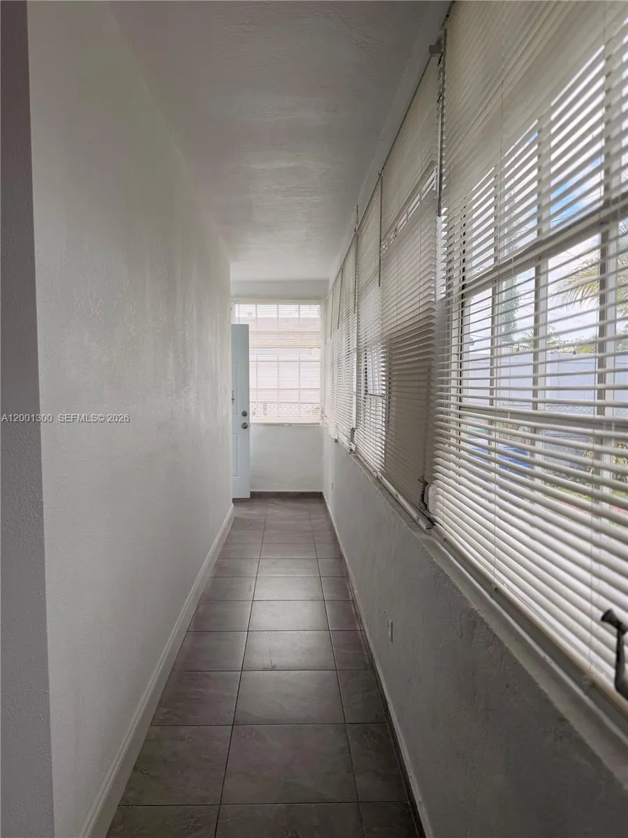 6613 Evergreen Dr # B, Miramar FL 33023