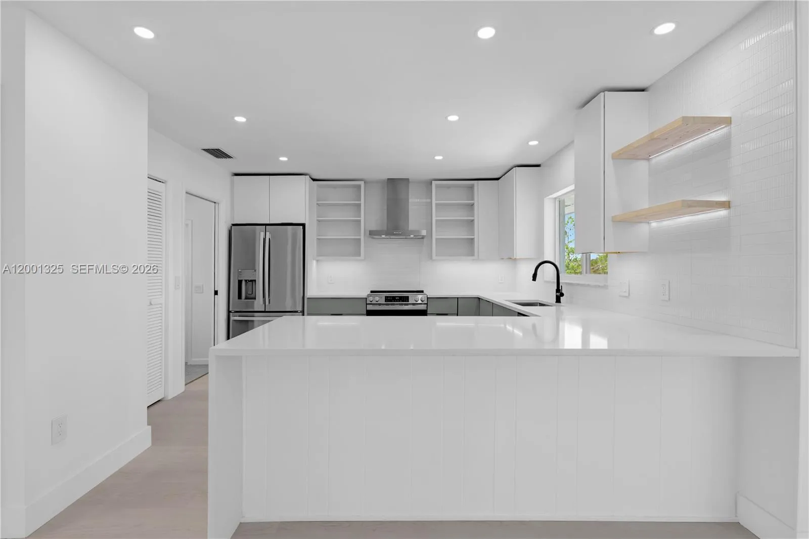 9125 SE Karin St, Hobe Sound FL 33455