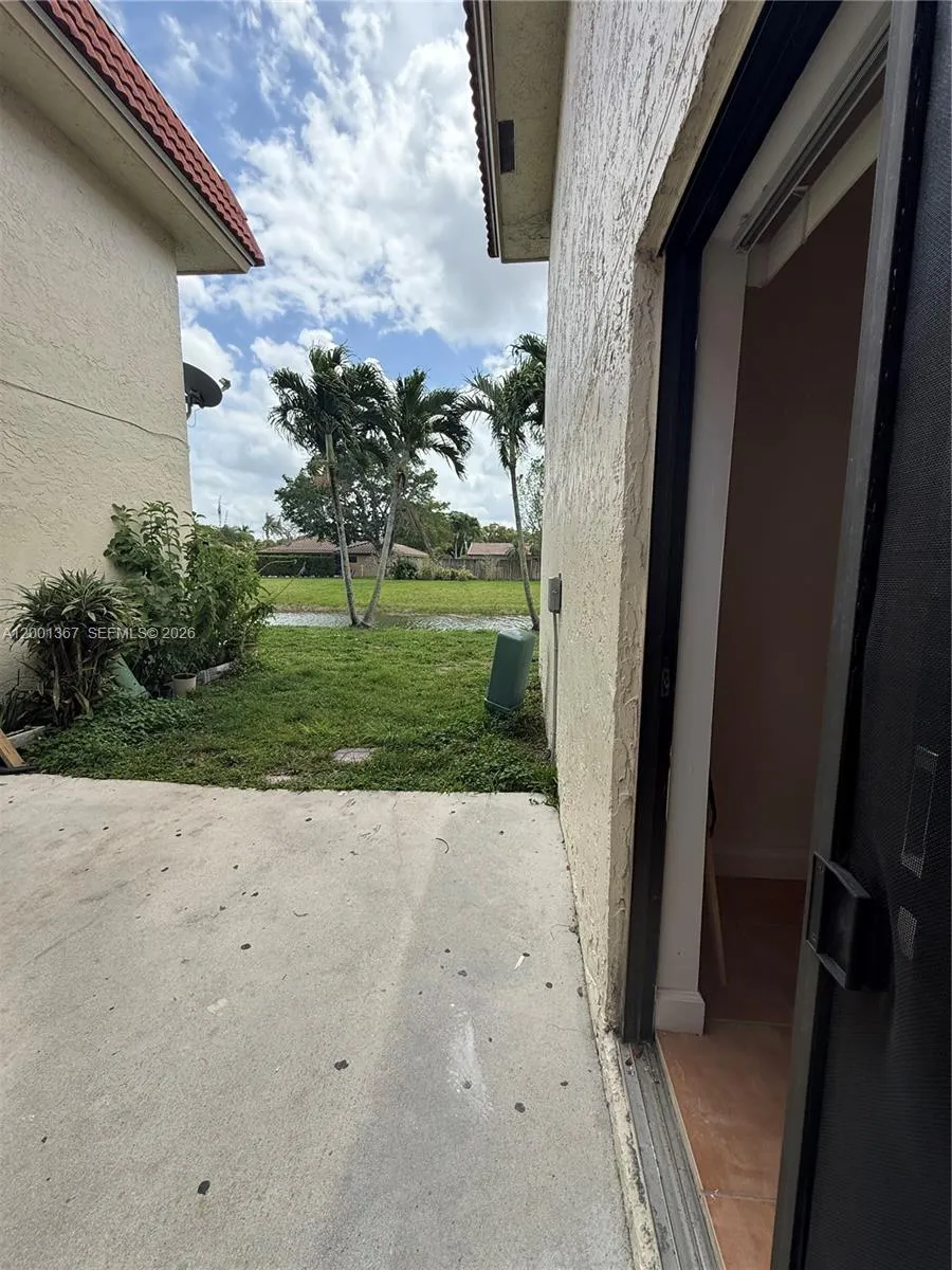 11120 Royal Palm Blvd # 10, Coral Springs FL 33065