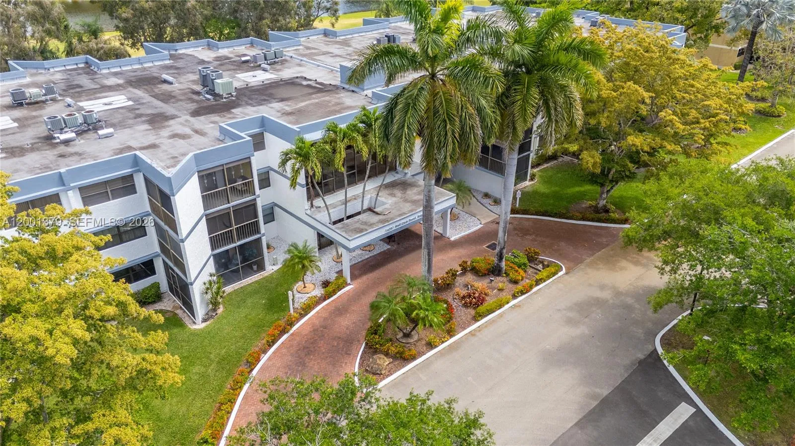 16251 Golf Club Rd # 311, Weston FL 33326