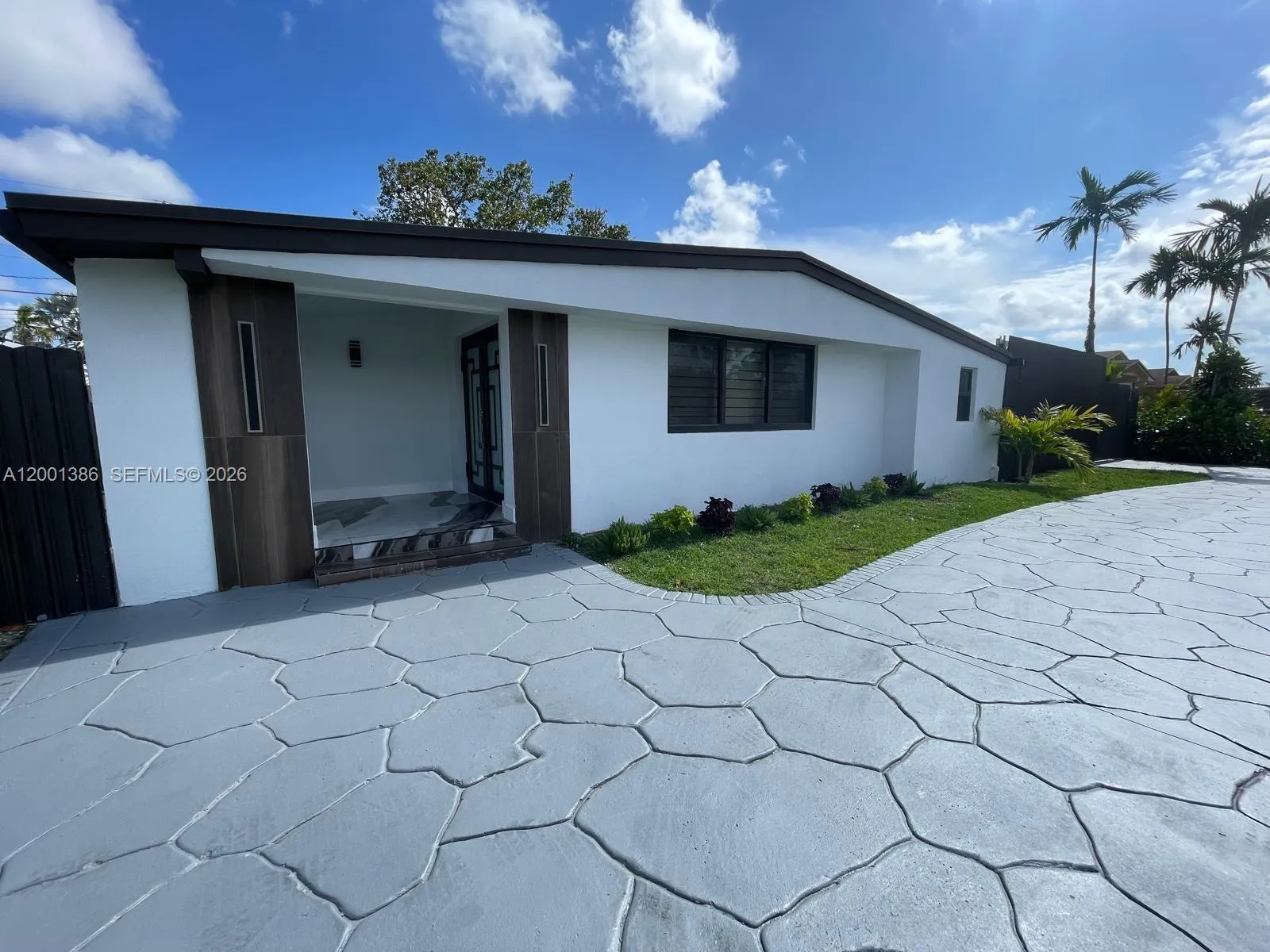 10460 SW 26th Ter, Miami FL 33165