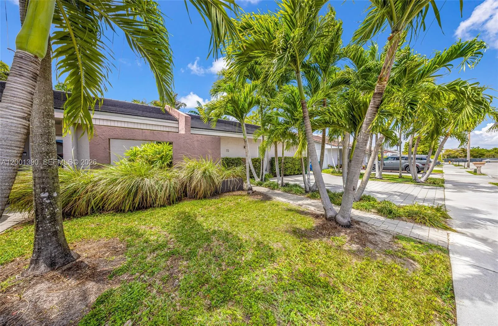 72 SW 113th Ave, Sweetwater FL 33174