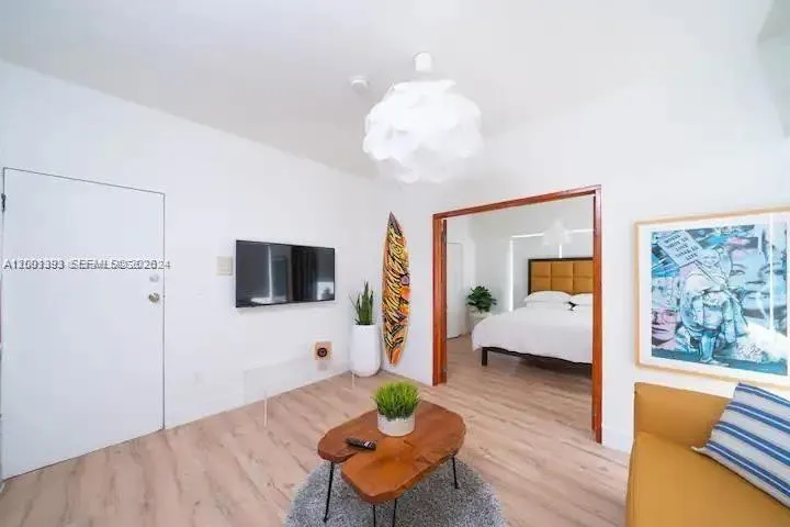 227 1st St # 7, Miami Beach FL 33139