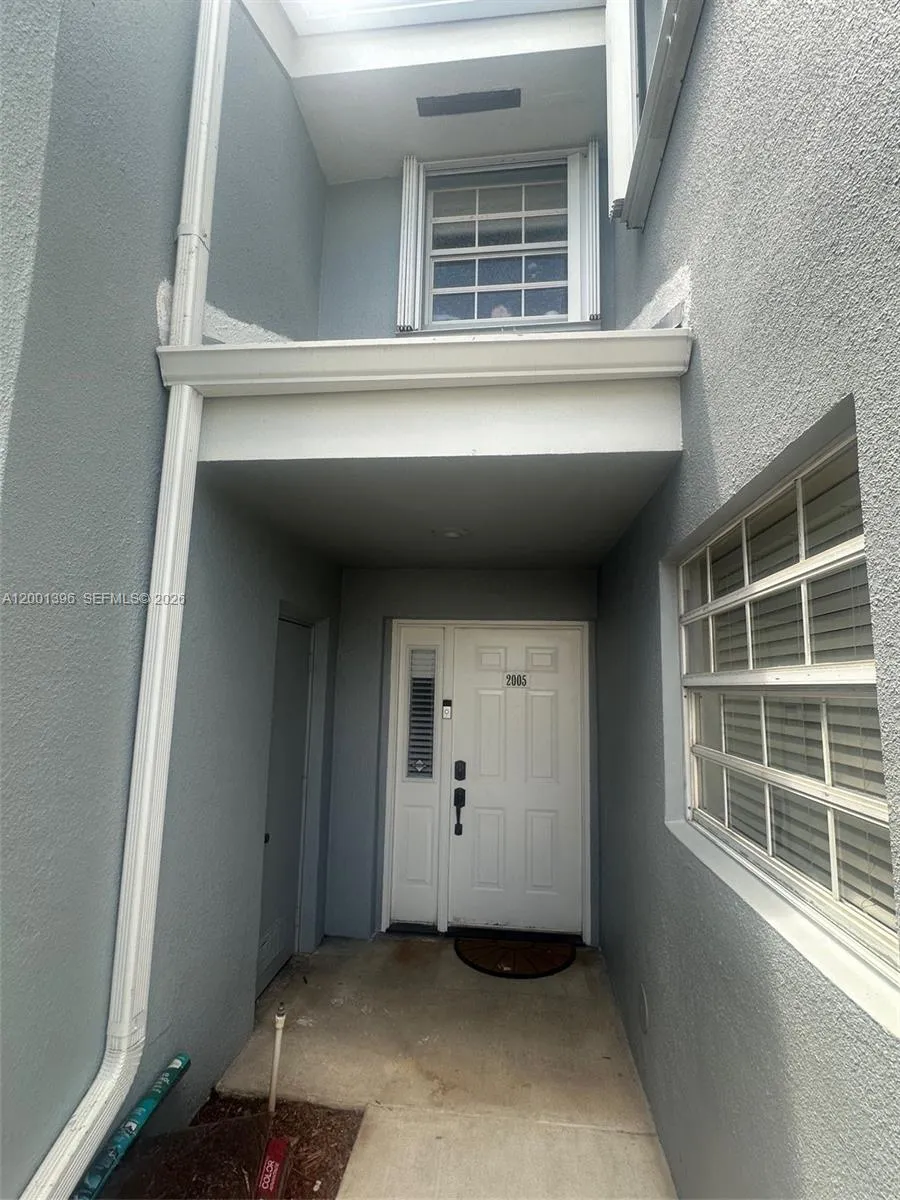 2005 SE 27th Dr # 103, Homestead FL 33035