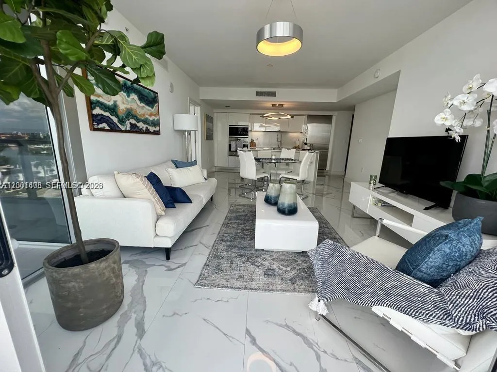 9521 E Bay Harbor Dr # 801, Bay Harbor Islands FL 33154