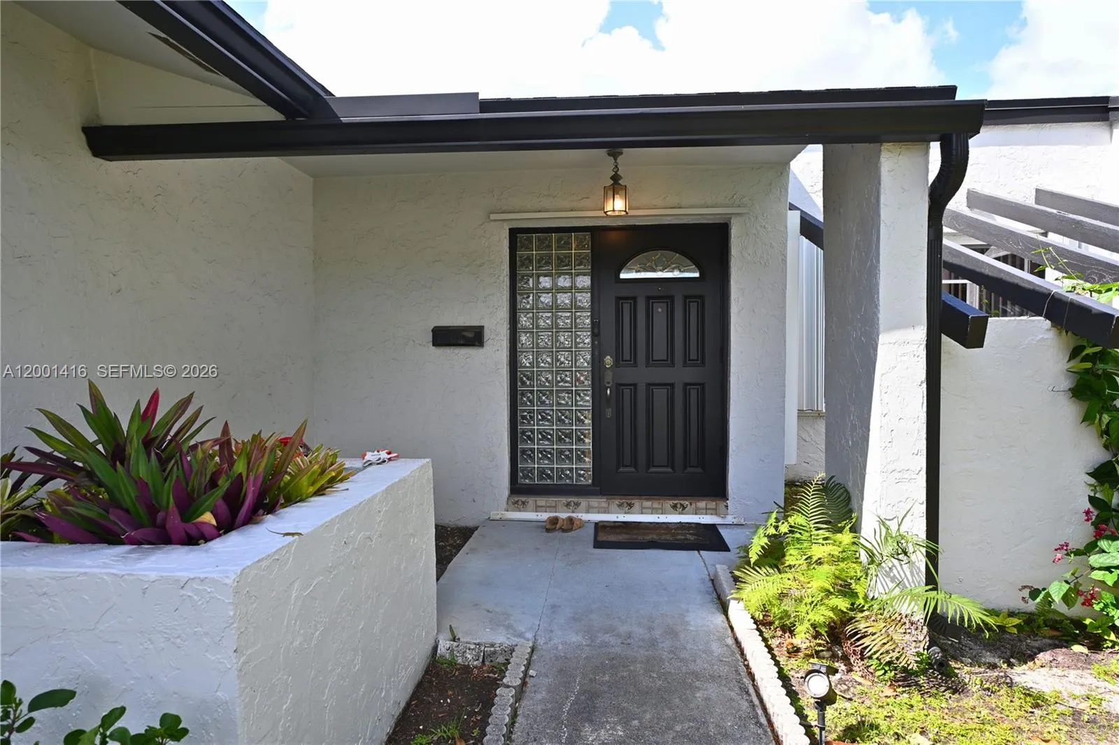 13931 SW 105th St, Miami FL 33186