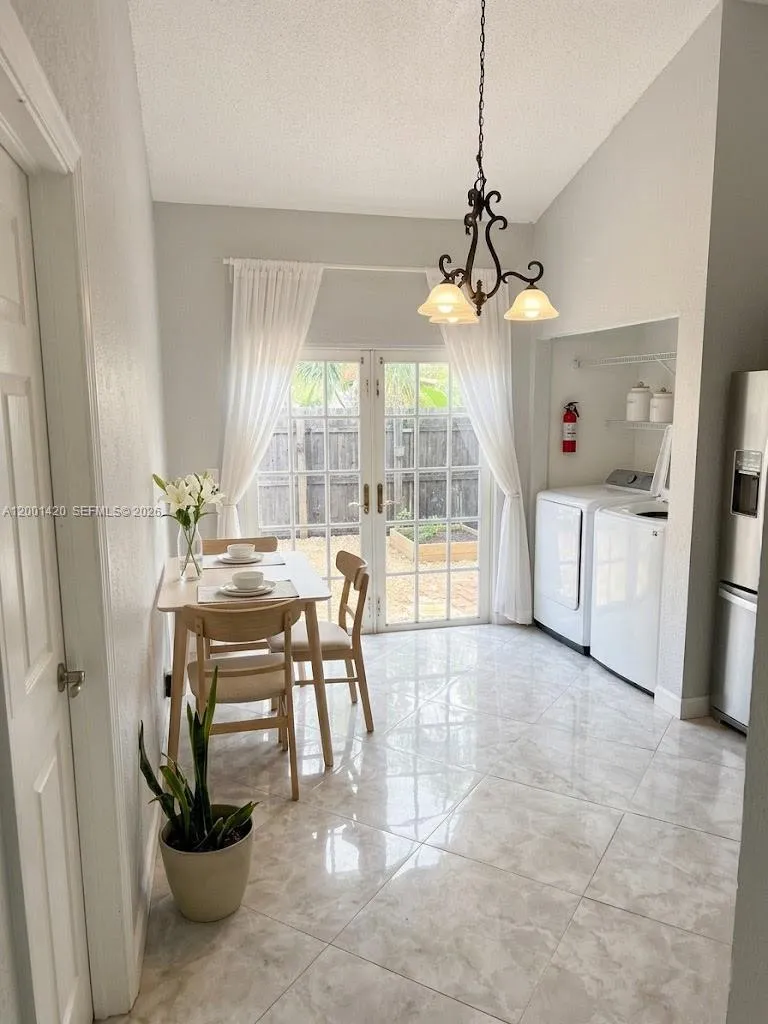 7431 Tam Oshanter Blvd # 7431, North Lauderdale FL 33068