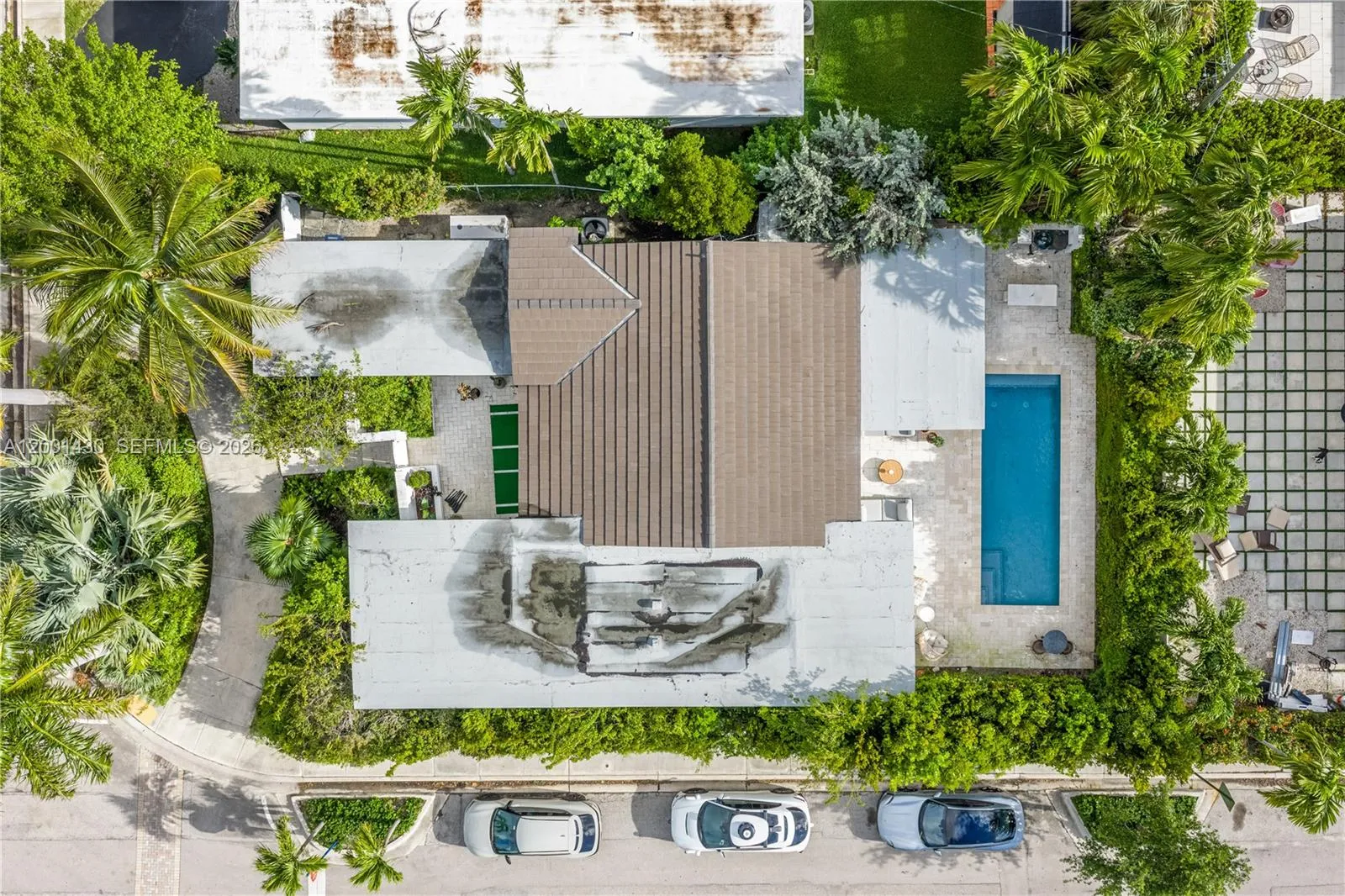 7501 W Adventure Ave, North Bay Village FL 33141