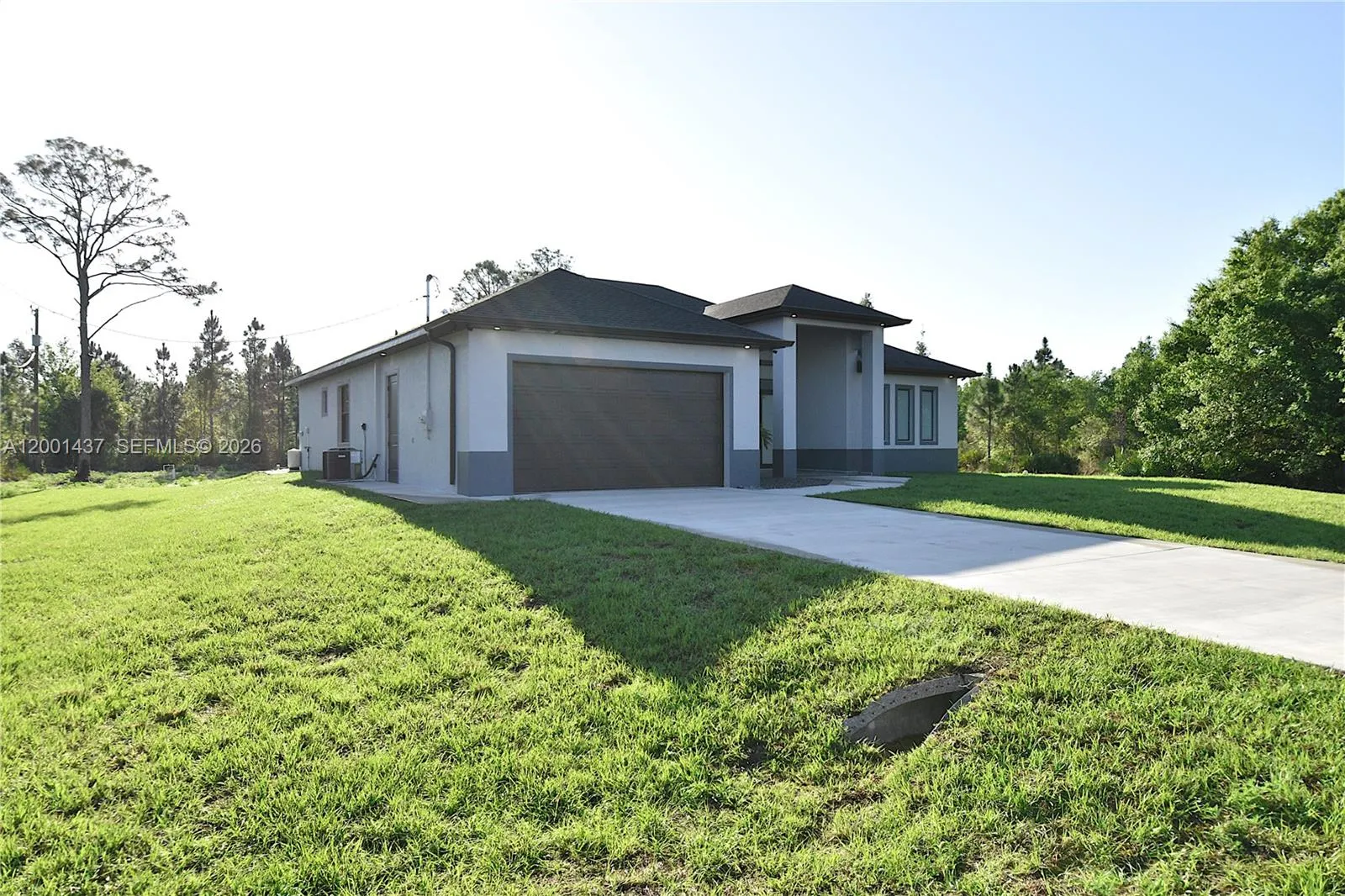 920 Edward Ave, Lehigh Acres FL 33936