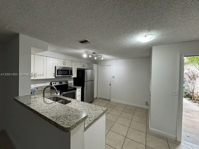 721 Talavera Rd # 721, Weston FL 33326