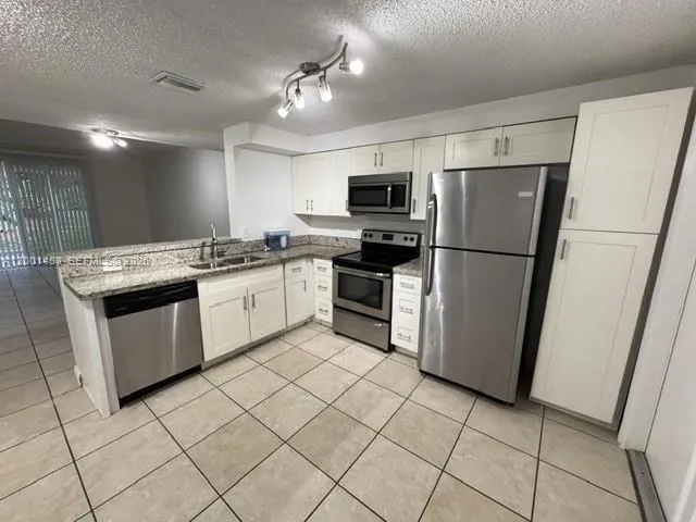 721 Talavera Rd # 721, Weston FL 33326