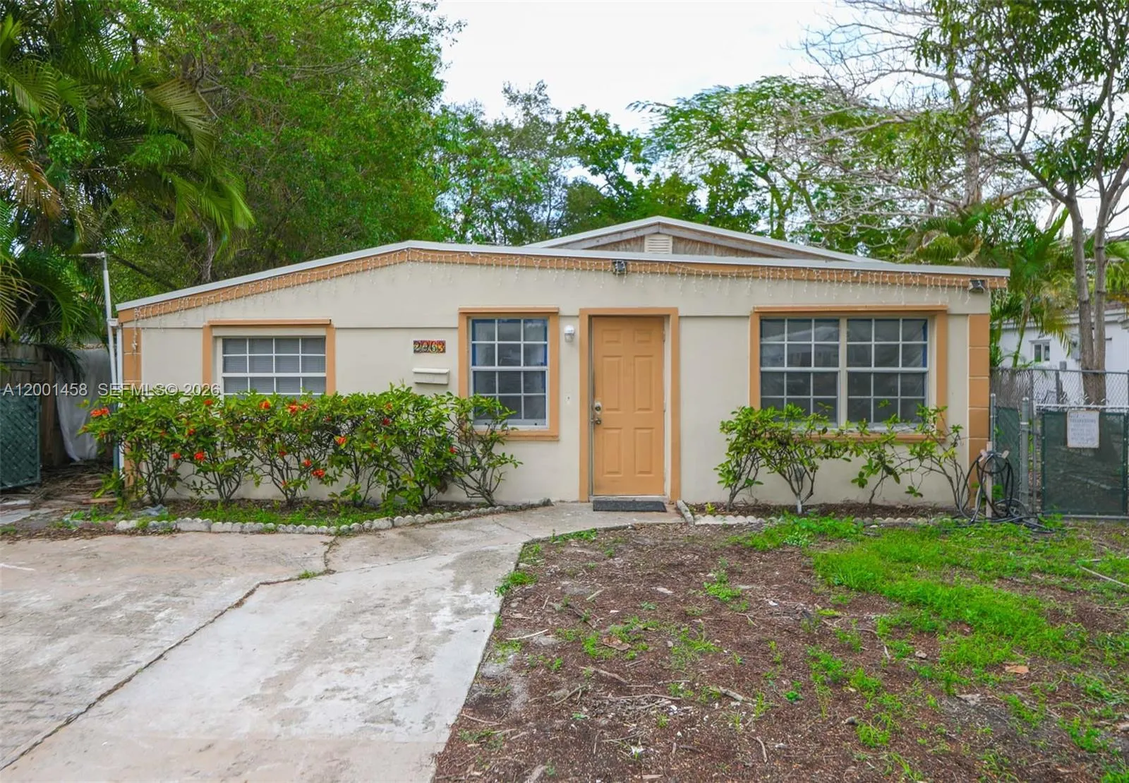 2063 NE 173rd St, North Miami Beach FL 33162
