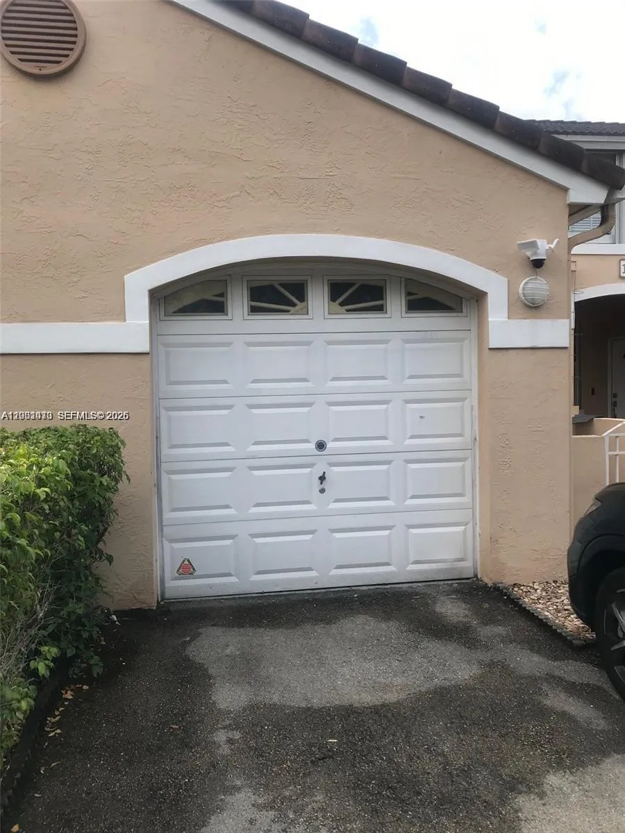 14621 Balgowan Rd # 3, Miami Lakes FL 33016