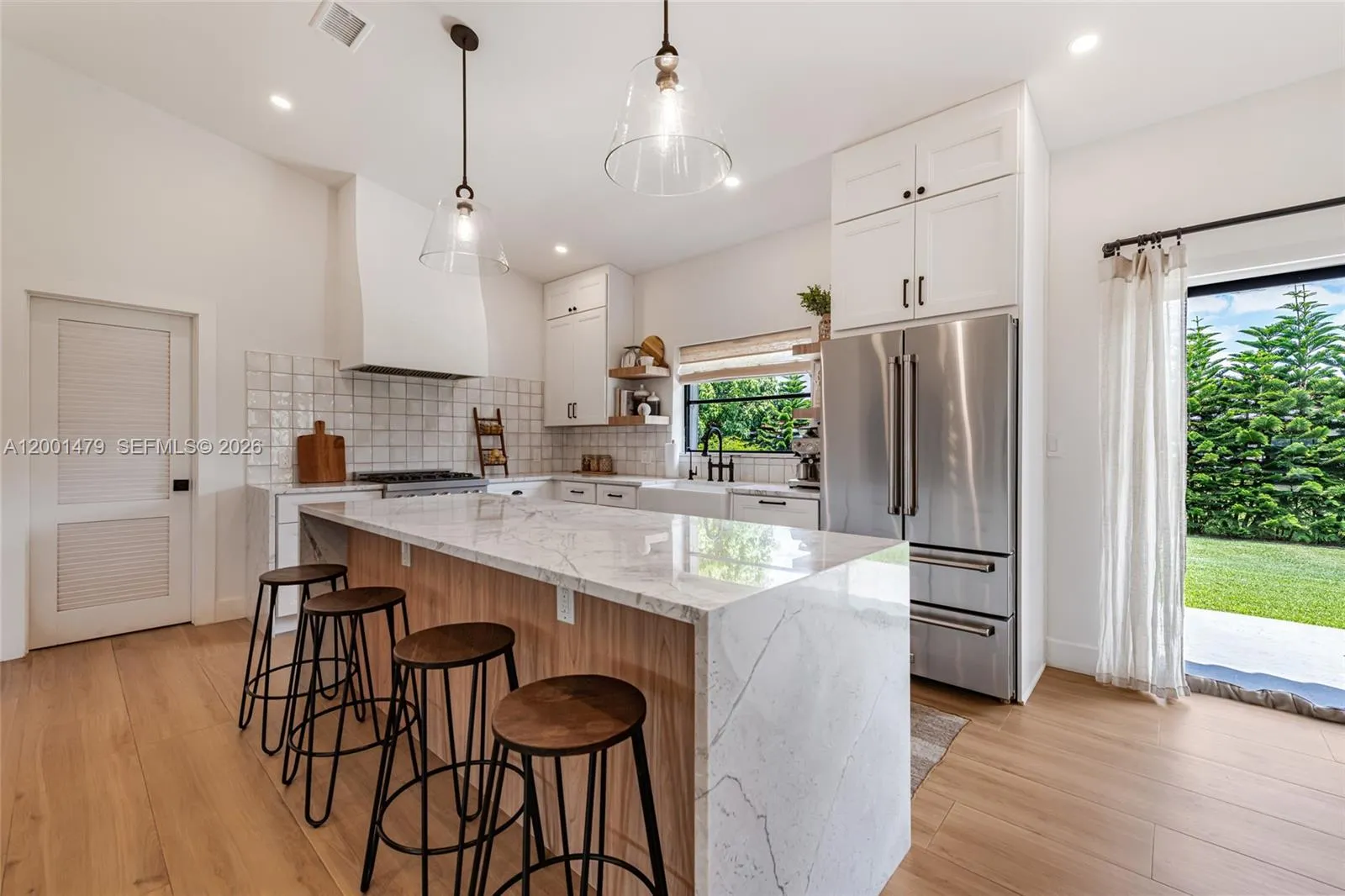 11431 NW 27th St, Plantation FL 33323