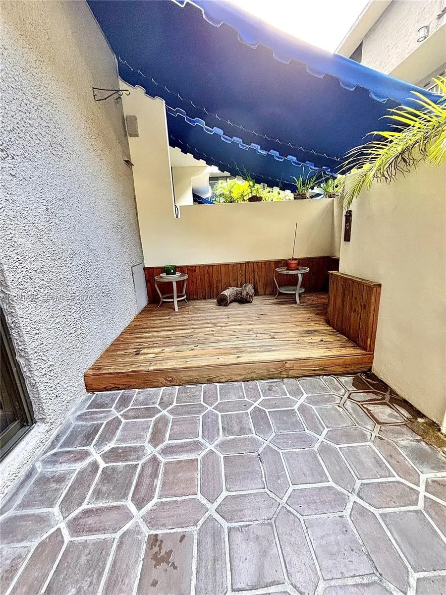 2666 Tigertail Ave # 114, Miami FL 33133