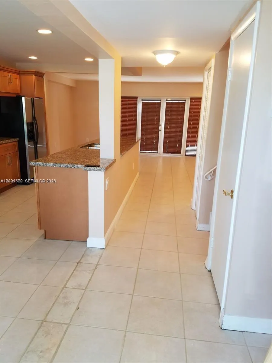 2750 N 34th Ave # 9D, Hollywood FL 33021