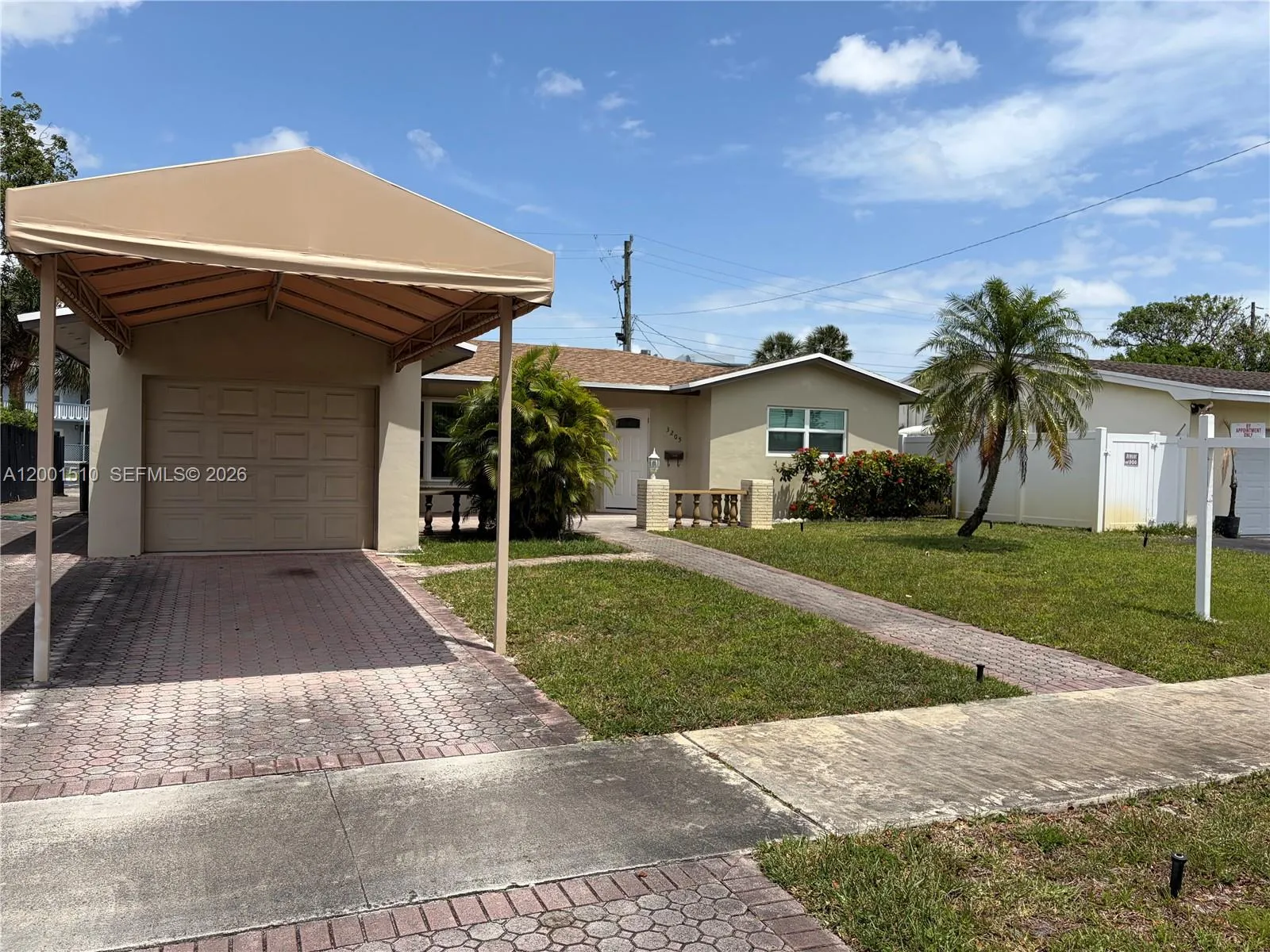3205 Liberty St, Hollywood FL 33021