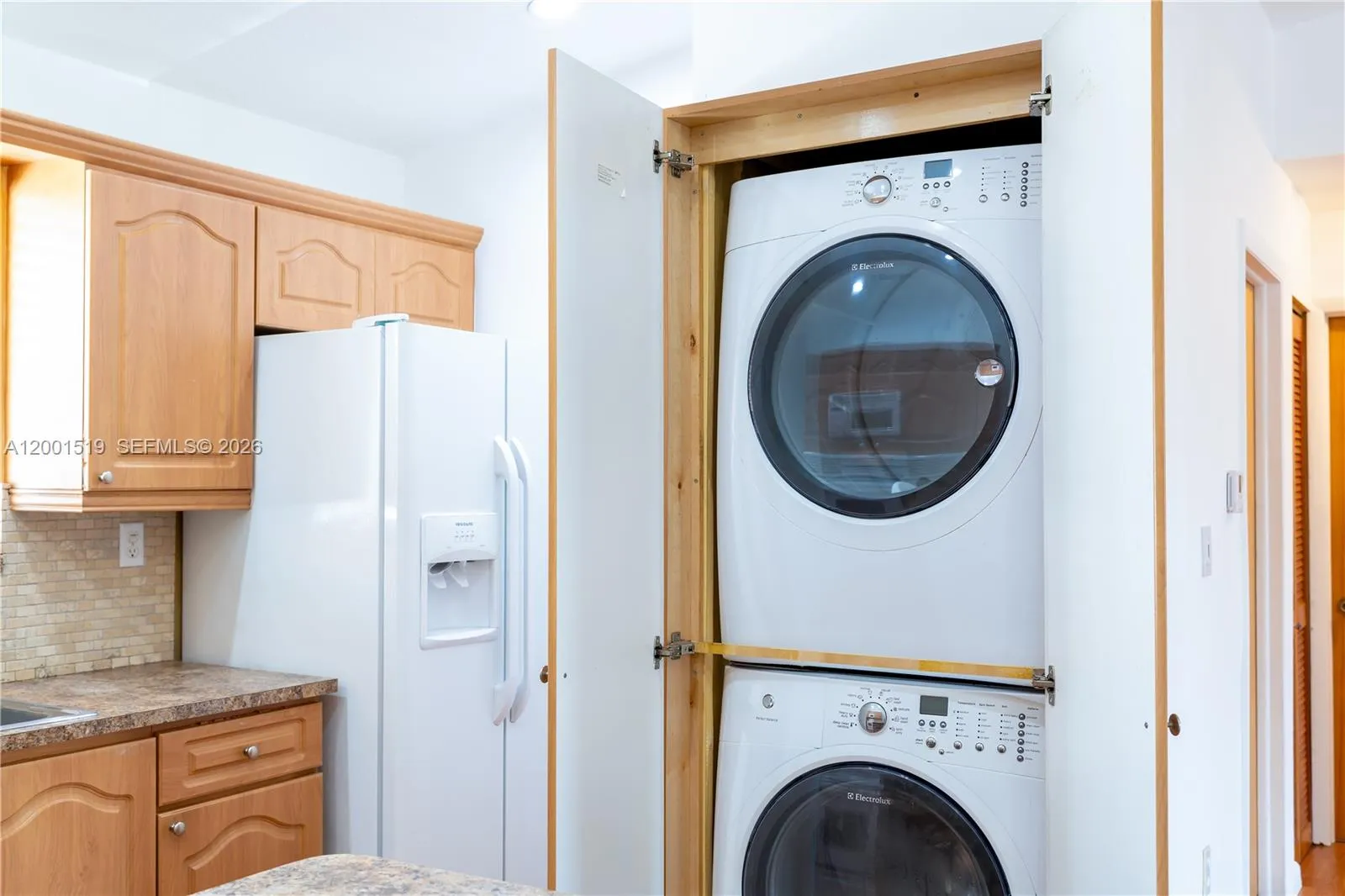 10017 W Okeechobee Rd # 202, Hialeah Gardens FL 33016