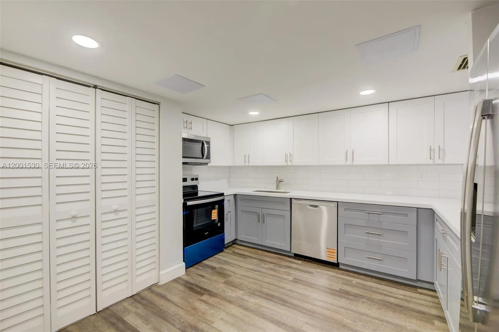 565 NW 97th Ave # 565, Plantation FL 33324