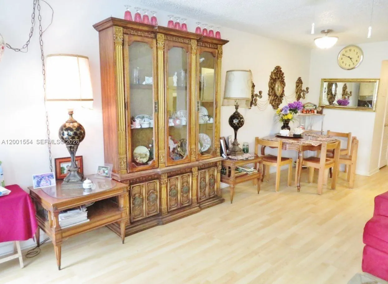 235 Northampton L # 235, West Palm Beach FL 33417