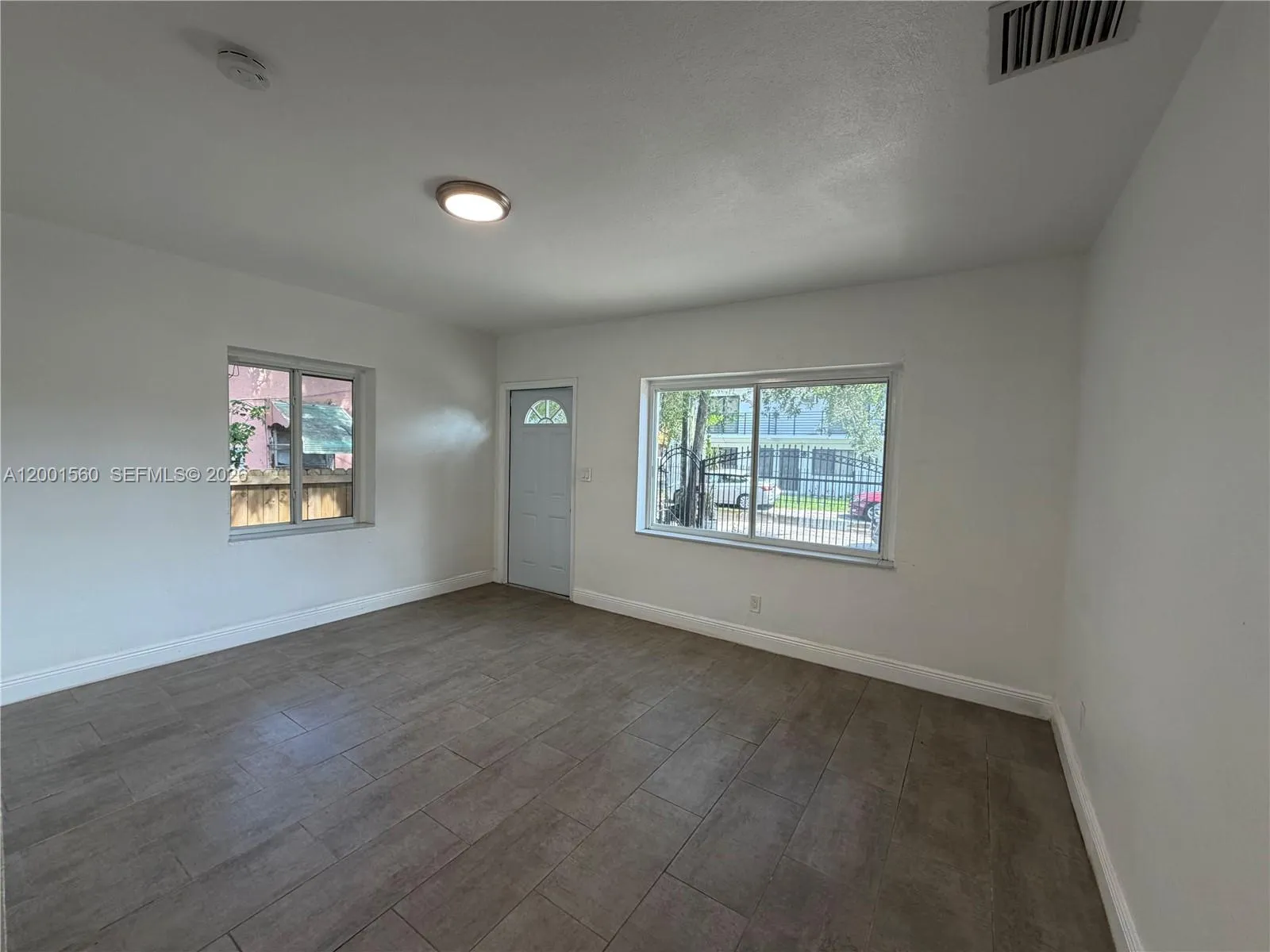 7712 NE 1st Ct, Miami FL 33138