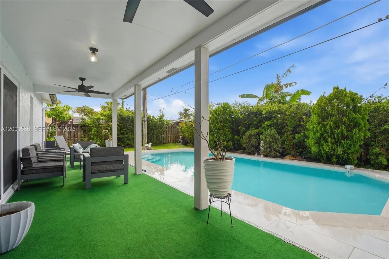 11920 NW 31st Pl, Sunrise FL 33323